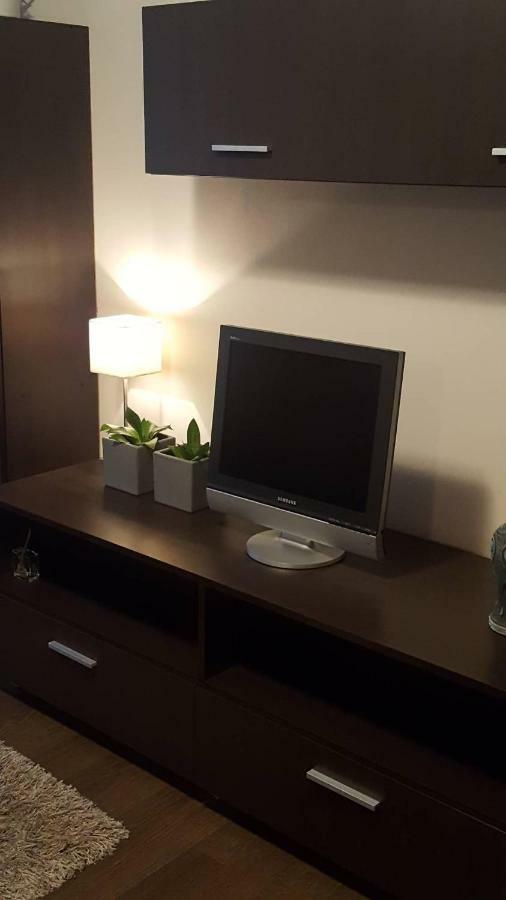 Apartamentai Dainu II Шяуляй Екстер'єр фото